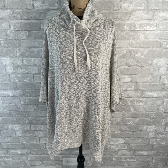 Lou & Grey Sweaters - Lou & Grey Sweater Poncho